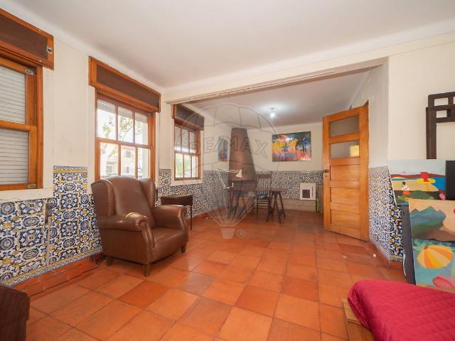 Casa venda em Bairro de Santa Cruz de Benfica, Lisboa