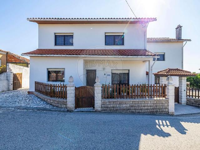 Casa venda em Milagres, Leiria