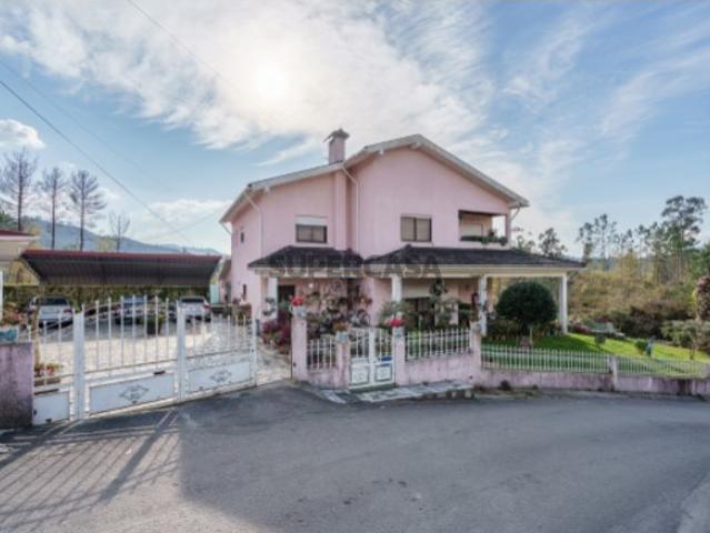 Casa venda em Covelo de Cima, Parada Do Bouro