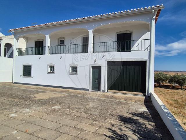 Moradia venda em Castro Verde