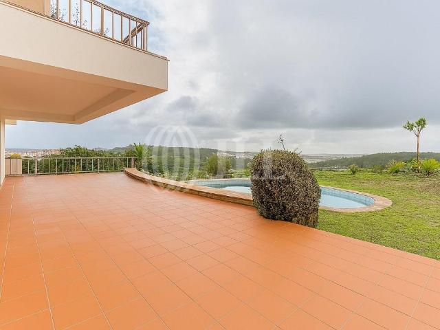 Vivenda venda em Linda-a-Pastora, Oeiras