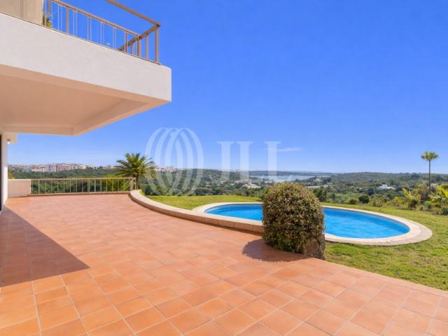 Casa venda em Linda-a-Pastora, Oeiras