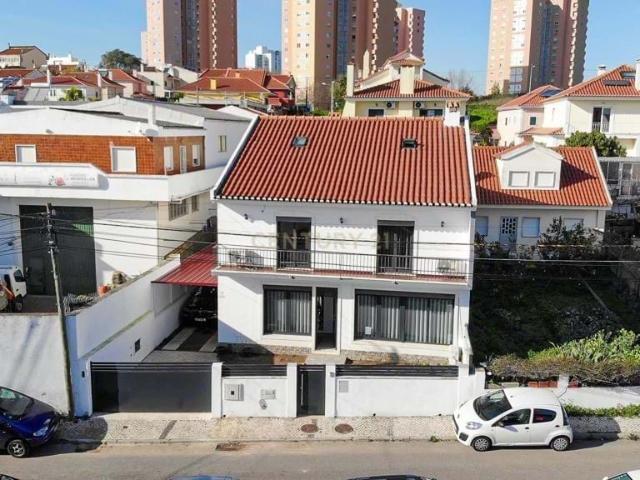 Casa venda em Casal da Paradela, Santiago Dos Velhos