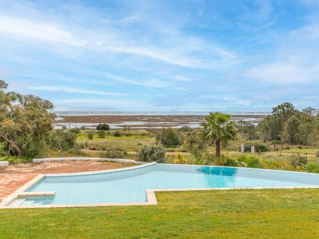 Vivenda venda em Luz de Tavira, Tavira