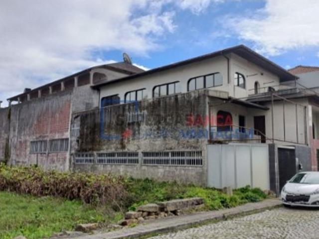 Casa venda em Santo Tirso, Porto