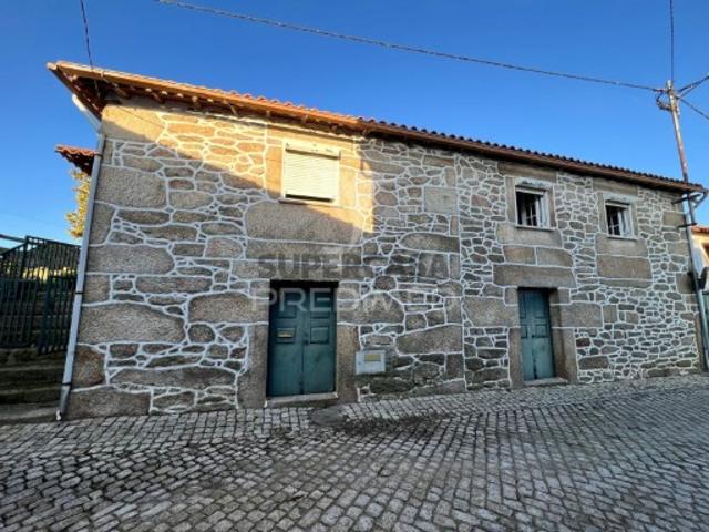 Casa venda em Candoso e Carvalho de Egas, Vila Flor