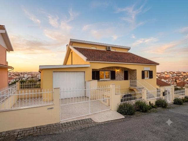 Vivenda venda em Núcleo Urbano Histórico do Porto Salvo, Oeiras