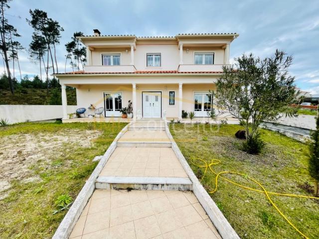 Casa venda em Ourém, Santarém