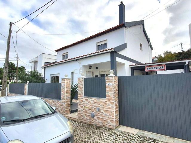Casa venda em Botequim, Almada