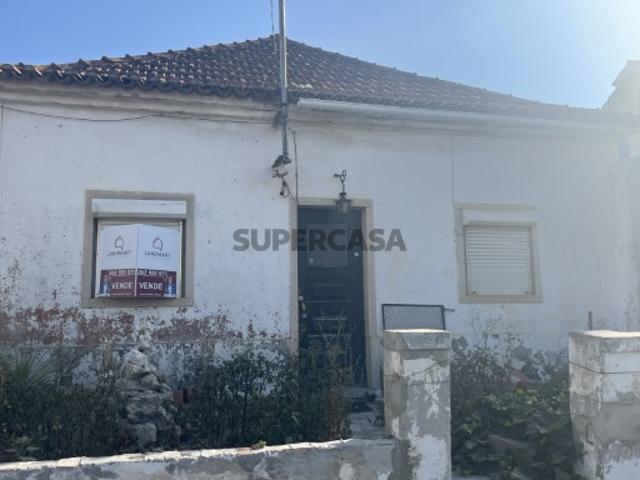 Casa venda em Rio Maior, Santarém