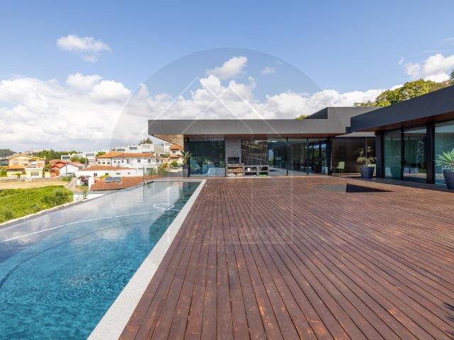 Vivenda venda em Vila Nova De Gaia, Porto