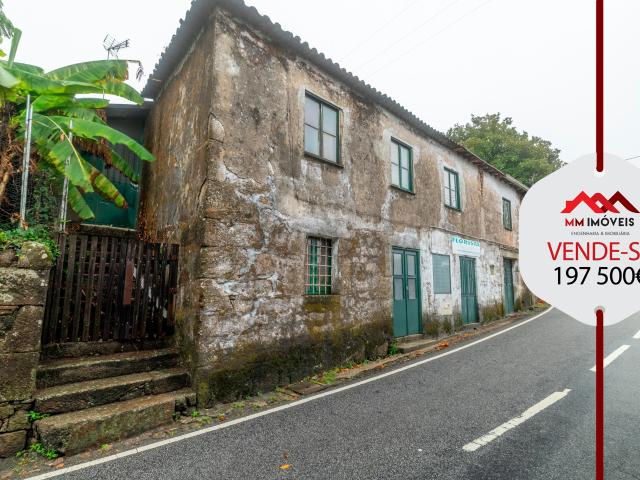 Casa venda em Sobrão, Meixomil