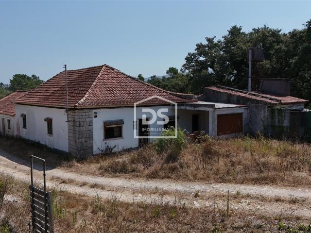 Vivenda venda em Porto De Mós, Leiria