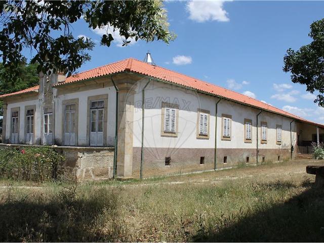 Casa venda em Argeriz, Vila Real