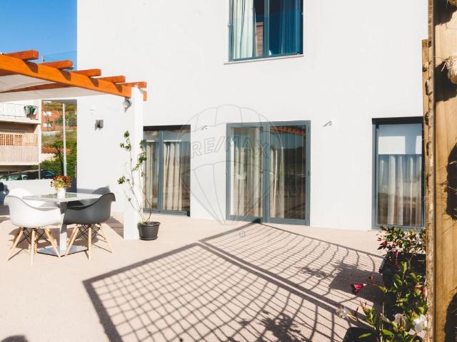 Casa venda em Leceia, Oeiras