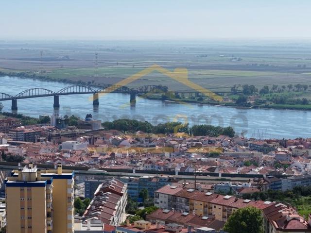 Casa venda em Cais de Vila Franca de Xira, Vila Franca De Xira