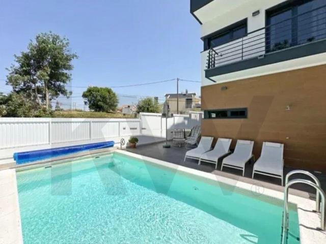 Casa venda em Seixal, Corroios