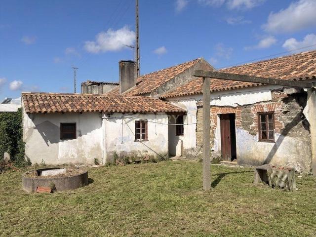 Casa venda em Marinha Grande, Leiria