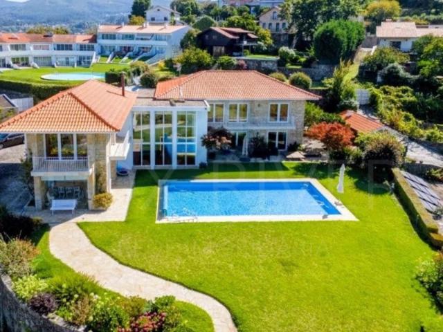 Casa venda em Gondarém