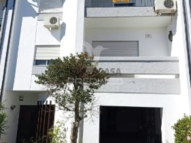 Casa venda em Boxes, Vila Real