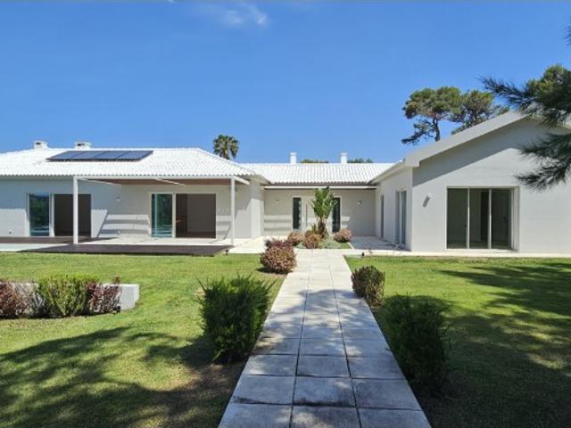 Casa venda em Núcleo Urbano Histórico de Birre, Cascais