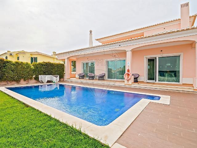 Casa alugar em Albufeira e Olhos de Água, Albufeira