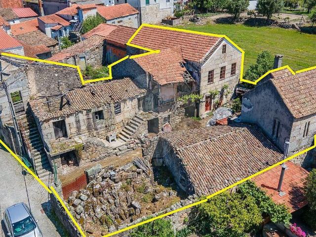 Casa venda em Fiais da Beira, Ervedal