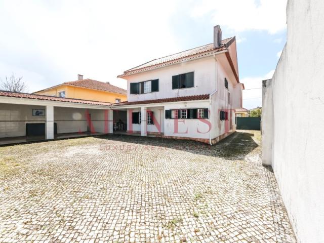 Casa venda em Algueirão-mem Martins