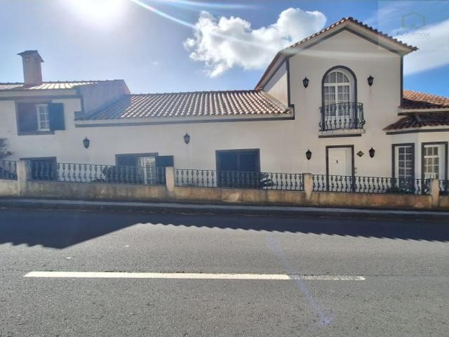 Casa venda em Açores, Água De Pau