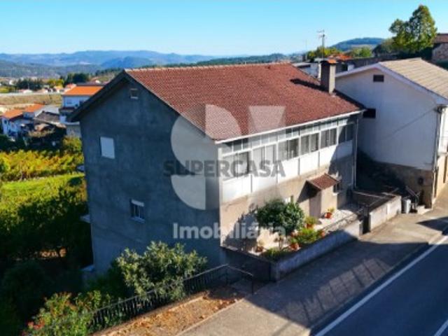 Casa venda em Alijó