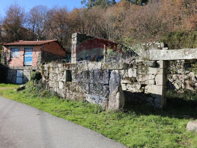 Casa venda em Parada Do Bouro, Braga