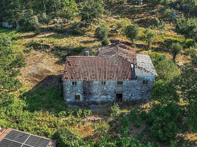 Casa venda em Ralde, Póvoa De Lanhoso