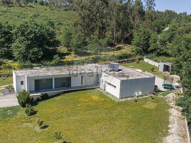 Casa venda em Póvoa De Lanhoso, Braga