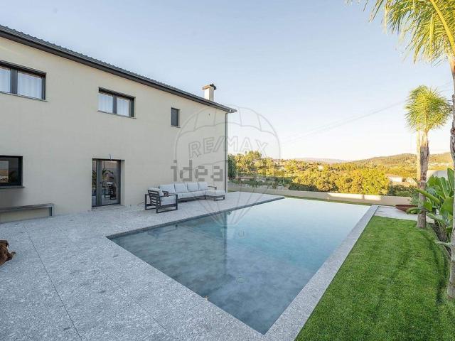 Casa venda em Taíde, Póvoa de Lanhoso