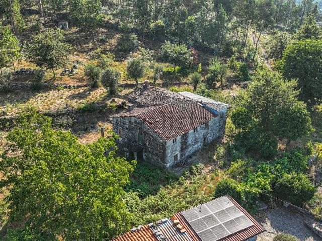 Casa venda em Ralde, Póvoa De Lanhoso
