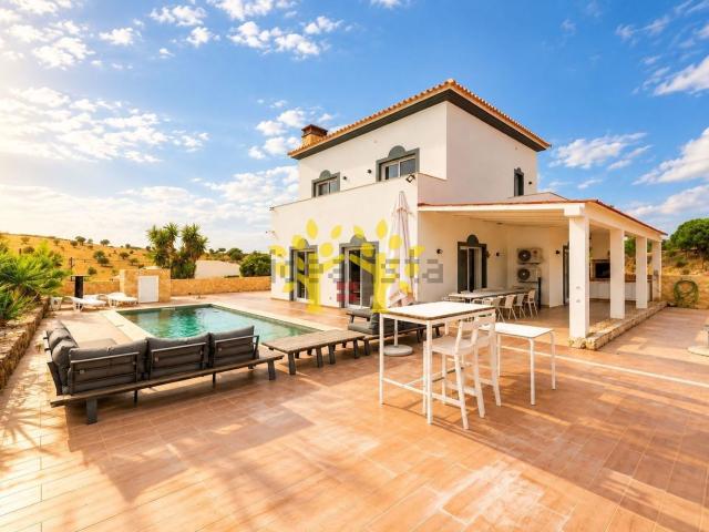 Casa venda em Tavira (Santa Maria e Santiago), Tavira