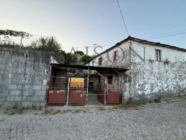 Casa venda em Marecos, Porto