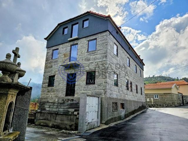 Casa venda em Marecos, Porto