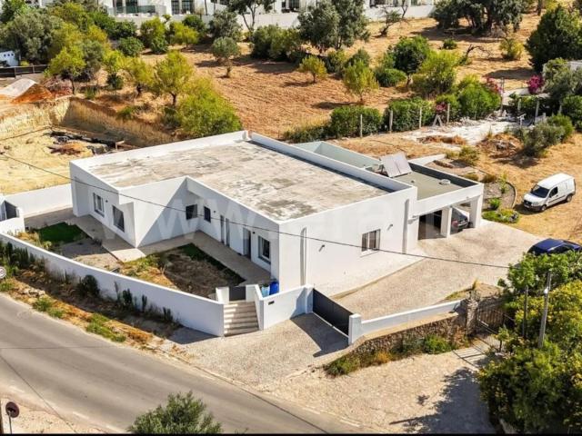 Vivenda venda em Faro