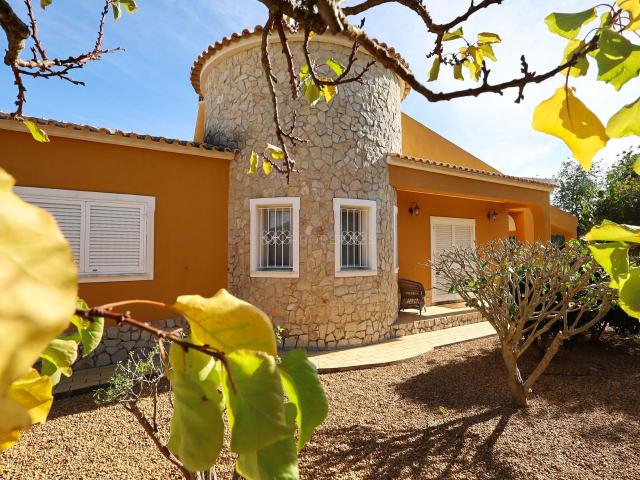 Casa venda em Betunes, Loulé