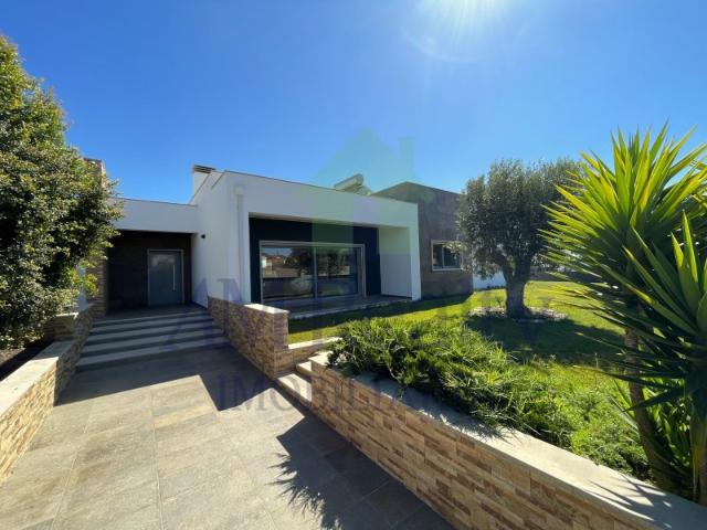 Casa venda em Peniche, Leiria