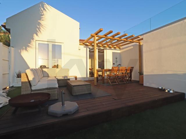 Casa venda em Caramão da Ajuda, Lisboa