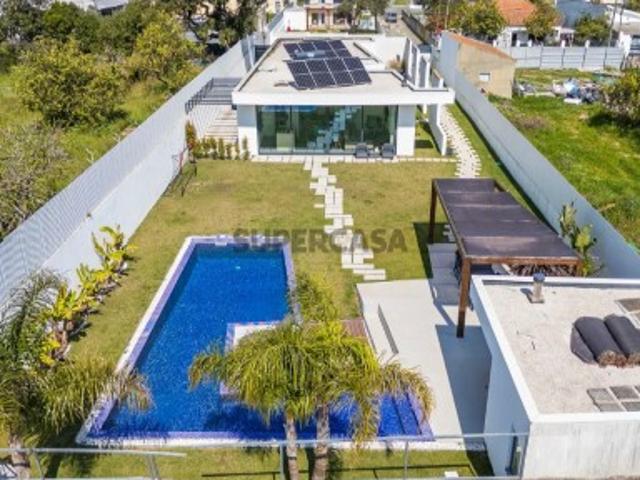 Casa venda em Seixal, Corroios