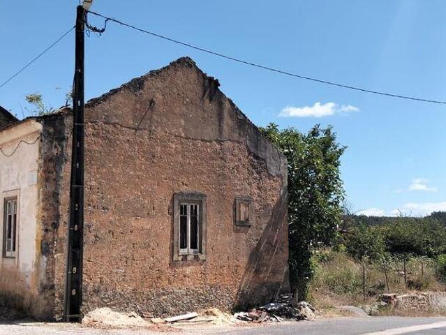 Casa venda em Rio Maior, Santarém