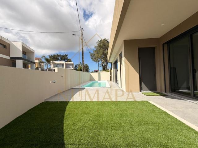 Casa venda em Seixal, Amora