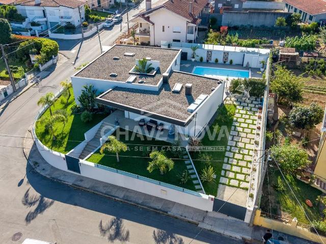 Casa venda em Anta, Aveiro
