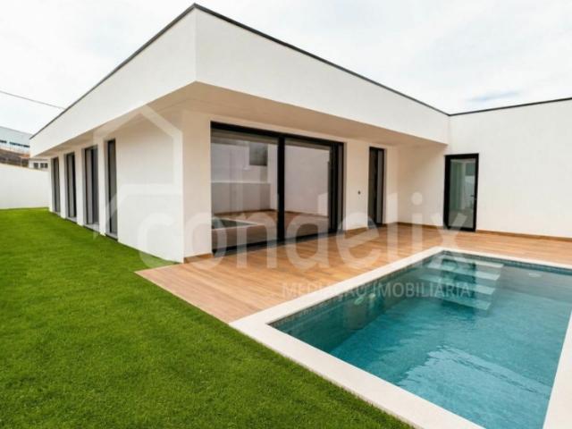 Casa venda em Santiago Dos Velhos, Lisboa