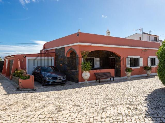 Vivenda venda em Pêra, Faro