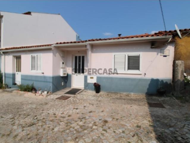 Casa venda em Coimbrã, Torre De Vilela