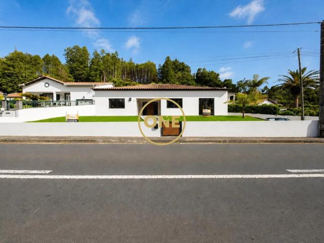Casa venda em Açores, Furnas